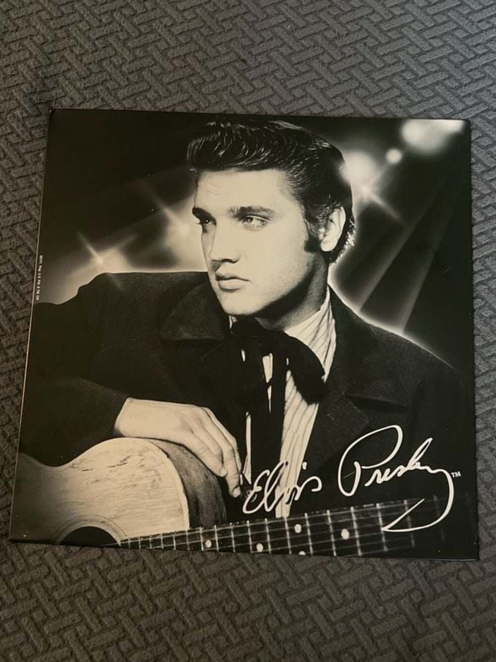 Elvis Presley W/ Guitar Facsimile Autograph Black & White Tin Metal Sign 12"x12"